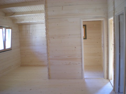 Casetta in legno 7x9 mt.