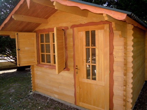 Casa in legno di abete 3x3 mt.