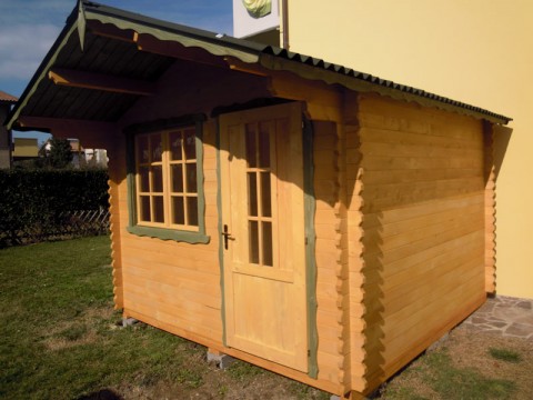 Casa in legno di abete 3x3 mt.
