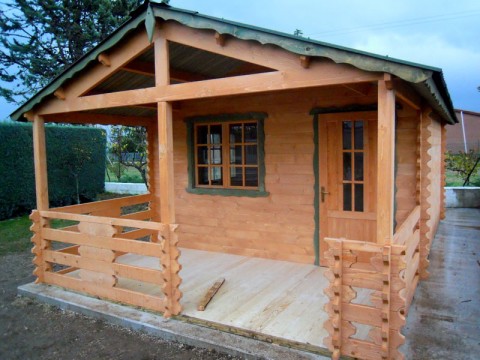 Casa in legno di abete 4x6 mt.
