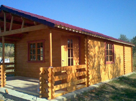 Casa in legno di abete 5x7 mt.