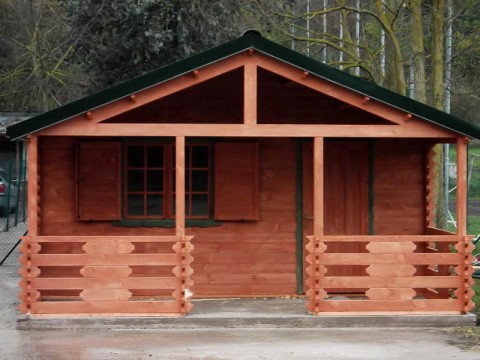 Casa in legno di abete 5x7 mt.