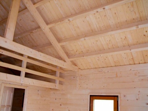 Casa in legno di abete 5x9 mt.