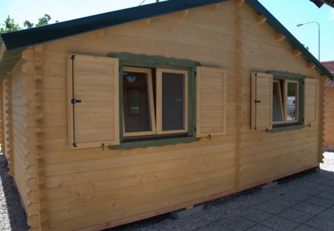 Casa in legno di abete 6x8 mt.